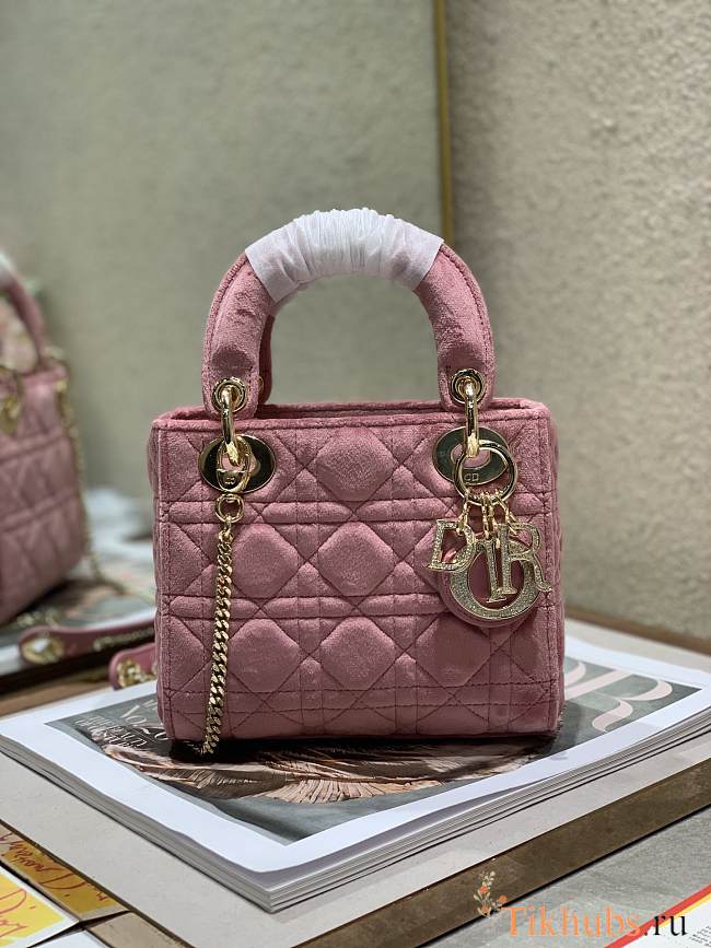 Dior Mini 3D Crystal Buckle Velvet Princess Bag Pink Size 17 cm - 1