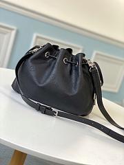 LV Muria Bucket Bag Black M55798 Size 25 x 25 x 20 cm - 2