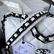 Chanel 21 Autumn White Size 26 cm - 3