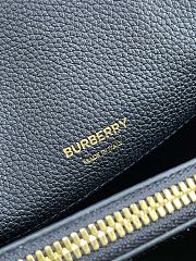 Burberry Title-Tyler Handbag Full Black Size 26 x 13.5 x 20 cm - 6