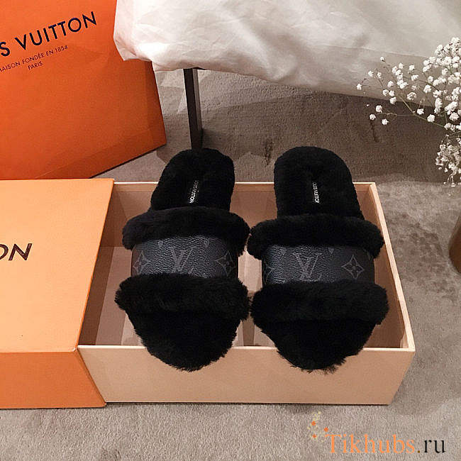 Louis Vuitton Slippers 02 - 1