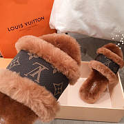 Louis Vuitton Slippers 03 - 5