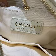 Chanel Camera Bag White Size 19 cm - 6