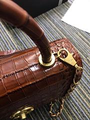 Chanel Crocodile Messenger Chain Bag A93050 Size 25 × 15 × 12 cm - 4
