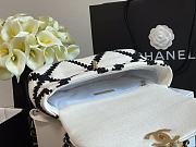 Chanel 21 Flap Bag Black/White Size 16 x 26 x 9 cm - 5