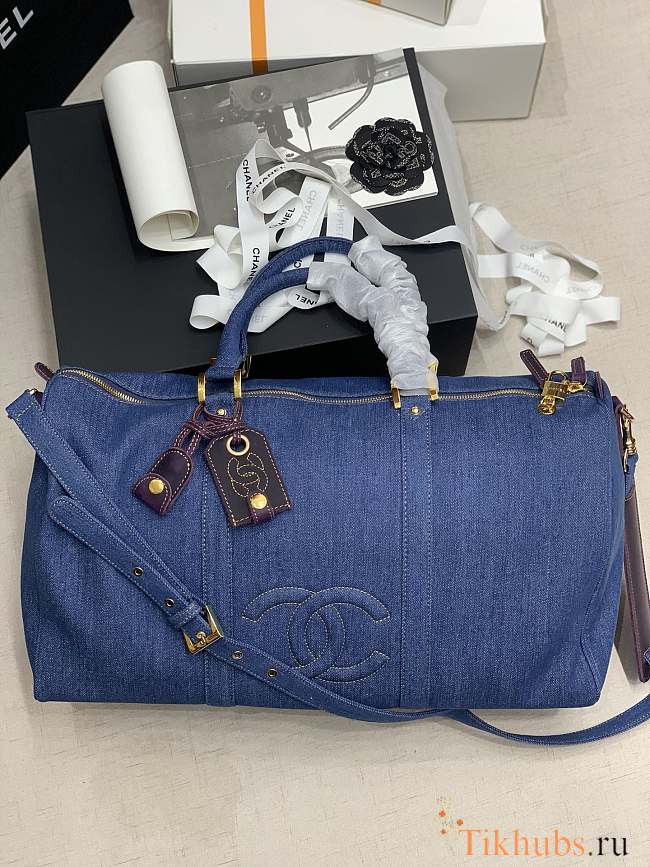 Chanel Travel Bag Size 47 x 32 x 20 cm - 1