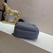 LV Avenue Sling Bag Taiga Leather Gray M30443 Size 20 x 31 x 10 cm - 5