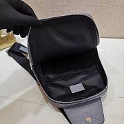 LV Avenue Sling Bag Taiga Leather Gray M30443 Size 20 x 31 x 10 cm - 3