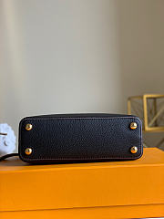 LV Capucines Handbag Classic M53854 Size 27 x 21 x 9 cm - 6