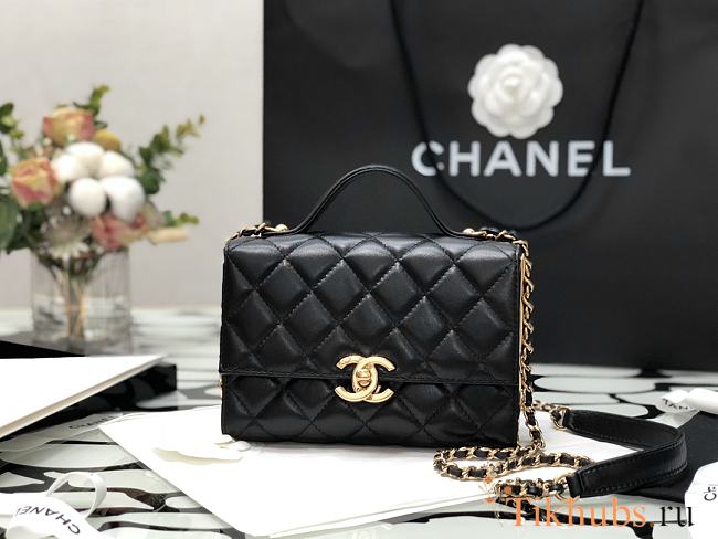 Chanel Mirror Box Bag 99105 Size 12 x 5 x 17 x 5.5 cm - 1