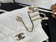 Chanel Flap Bag White Size 23 cm - 3