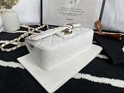 Chanel Flap Bag White Size 23 cm - 2