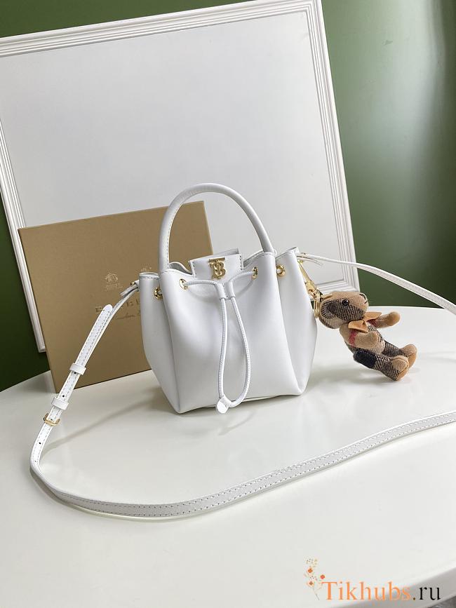 Burberry Bucket Bag White Size 16 x 15 x 17.5 cm - 1