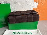 Bottega Veneta Pillow Bag Dark Brown 30309 Size 26 x 18 x 8 cm - 3