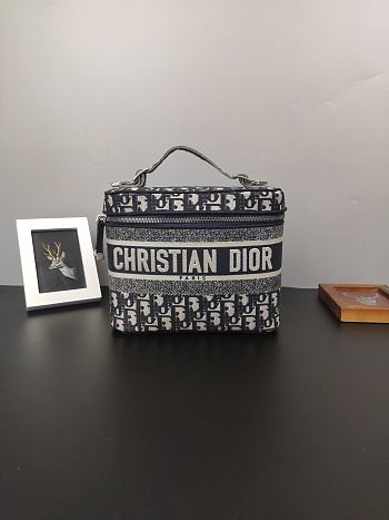 Dior Make Up Bag Size 28 x 20.5 x 15.5 cm