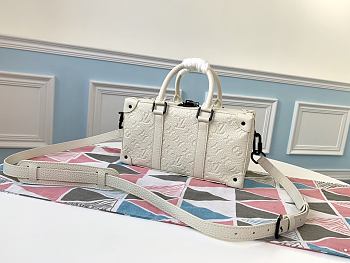 Louis Vuitton Runway Bags M44483 Size 27 x 14 x 12 cm