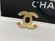 Chanel Mirror Box Bag White 99105 Size 12 x 5 x 17 x 5.5 cm - 5