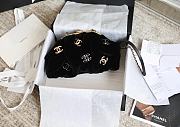 Chanel Cloud Bag Velvet Fabric AS2137 Size 16 x 27.5 x 14 cm - 1