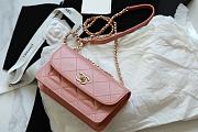 Chanel Flap Bag Pink Size 12 × 20 × 8 cm - 3