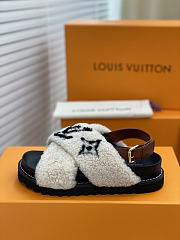 LV Shoes 04 - 2