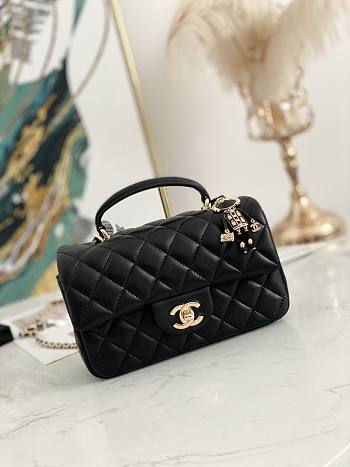 Chanel Handle Bag AS2431 Size 20 x 14 x 7 cm