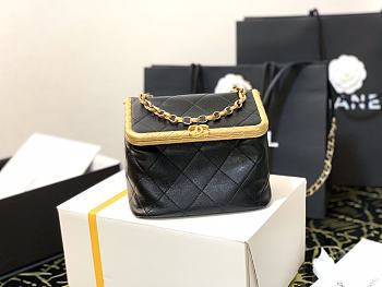 Chanel Chain Black Gold Box Bag Size 15 x 22 x 9 cm
