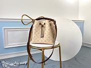 LV Milky White Muria Bucket Bag M55801 Size 25 x 25 x 20 cm - 4