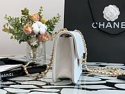 Chanel Tofu Bag White Small 99031 Size 14.5 x 18 x 8 cm - 2