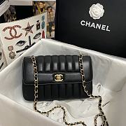 Chanel CF Chain Bag Black AS1499 Size 23 x 14 x 7 cm - 1