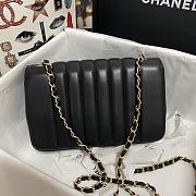 Chanel CF Chain Bag Black AS1499 Size 23 x 14 x 7 cm - 3