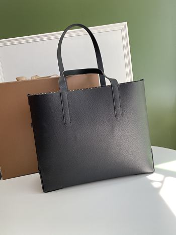 Burberry Tote Bag Black Size 35 x 12 x 29 cm