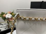 Chanel Tote Bag White 99056 Size 24 x 31 x 7 cm - 2