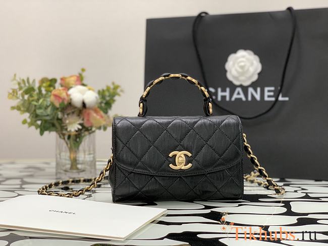 Chanel Handle Bag Black Size 12.5 x 19.5 x 7.5 cm - 1