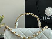 Chanel Handle Bag White Size 12.5 x 19.5 x 7.5 cm - 5