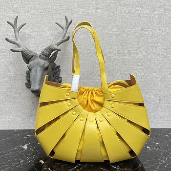 Bottega Veneta The Shell Bag Yellow Size 40 x 12 x 25 cm