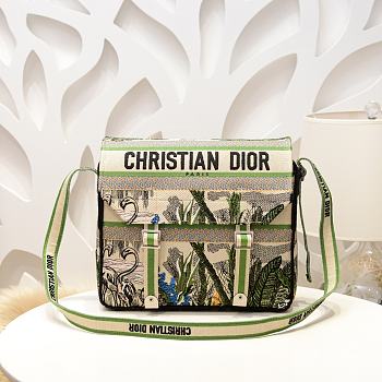 Dior Messenger Coconut Tree Pattern Bag Size 28.5 x 25 x 12 cm