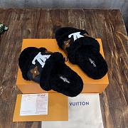 LV Shoes 08 - 2