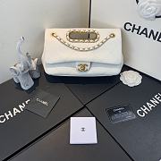 Chanel Flip-Top Chain Bag White AS1466 Size 26 x 17 x 6 cm - 1