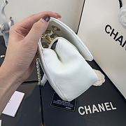 Chanel Flip-Top Chain Bag White AS1466 Size 26 x 17 x 6 cm - 4