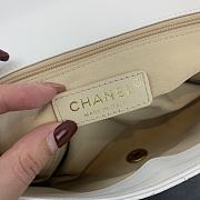 Chanel Flip-Top Chain Bag White AS1466 Size 26 x 17 x 6 cm - 3