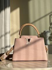 LV Capucines Pink M59020 Size 31.5 x 20 x 11 cm - 1