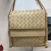 Bottega Veneta Beige 8801 Size 21 x 9 x 21 cm - 1