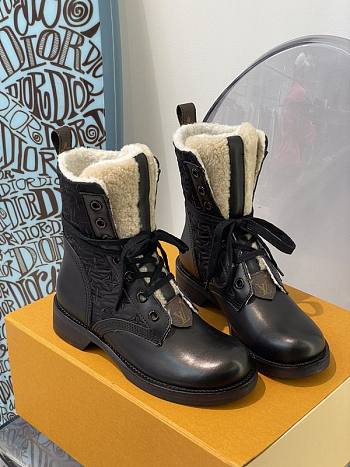 LV Boots 05