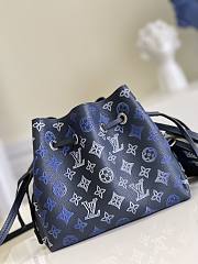 Louis Vuitton LV Bella Mahina Bag M59552 Size 19 x 22 x 14 cm - 4