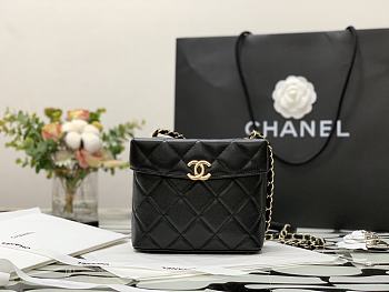 Chanel Retro Box Black 99114 Size 14.5 x 16.5 x 7 cm