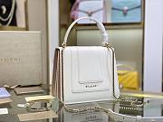 BVL Handbag In White 38329 Size 18 x 15 x 9.5 cm - 6