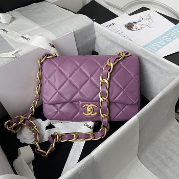 Chanel Flap Bag Purple Size 22 × 5 × 15.5 cm