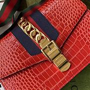 Gucci Sylvie Bee Star Small Shoulder Bag Red 524405 Size 25.5 x 17 x 8 cm - 2