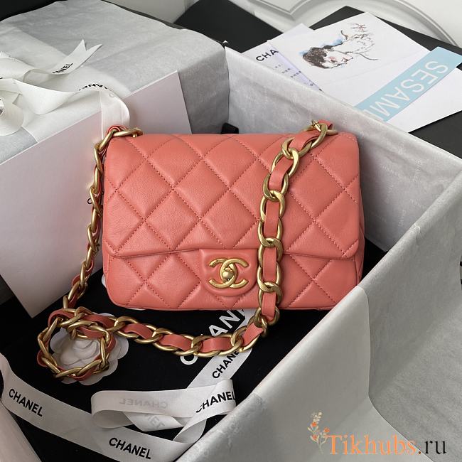 Chanel Flap Bag Small Pink Size 22 × 5 × 15.5 cm - 1