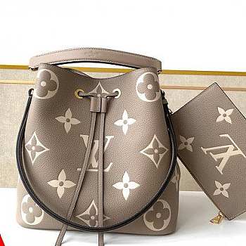 Louis Vuitton Neonoe MM Monogram Leather M45555 Size 26 x 26 x 17 cm